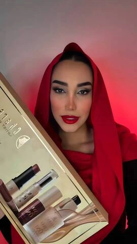 شب یلدا و ست کرکتر کنار همدیگه !