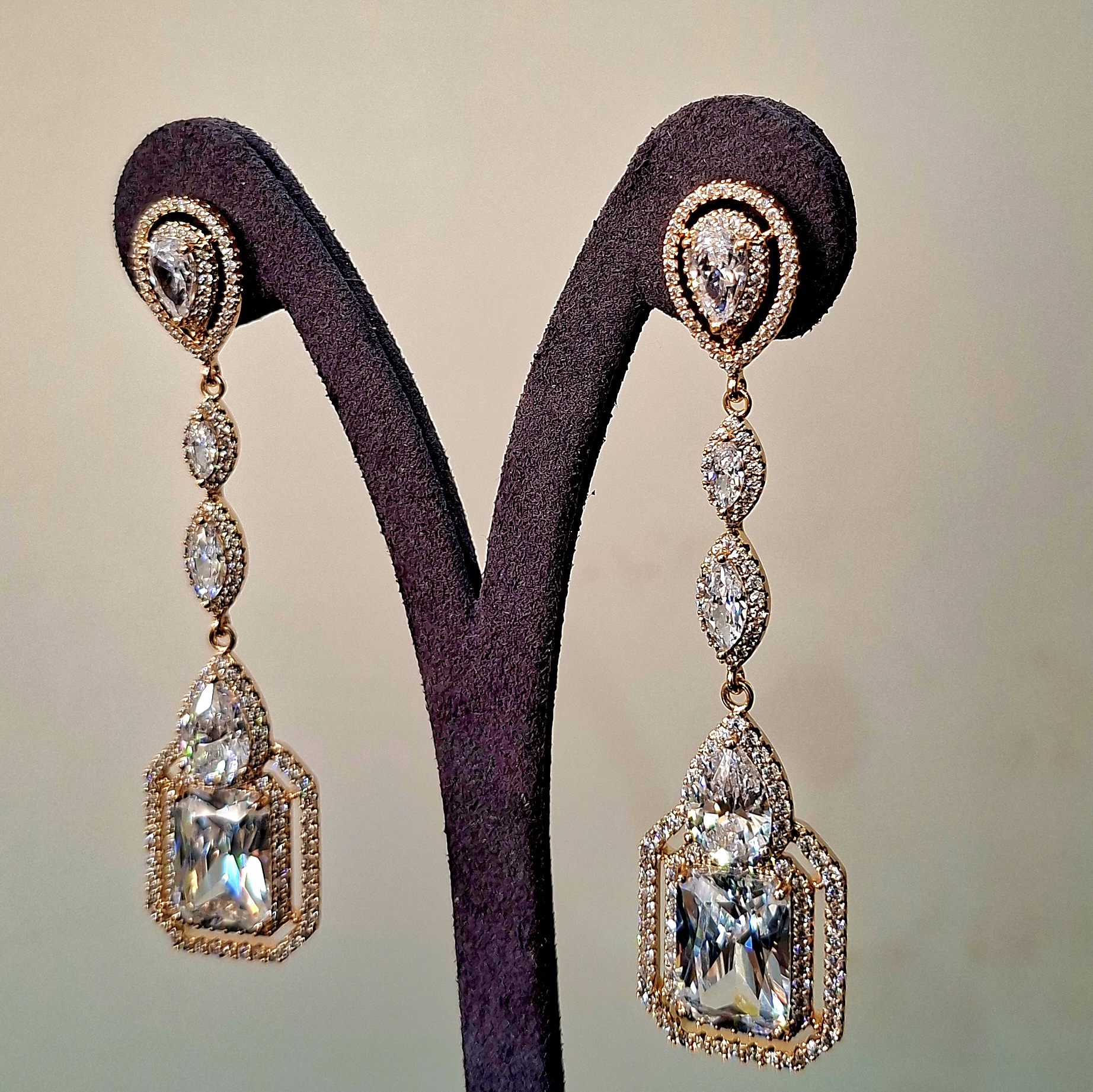 گوشواره های جواهری 💎 - تصویر ۲
