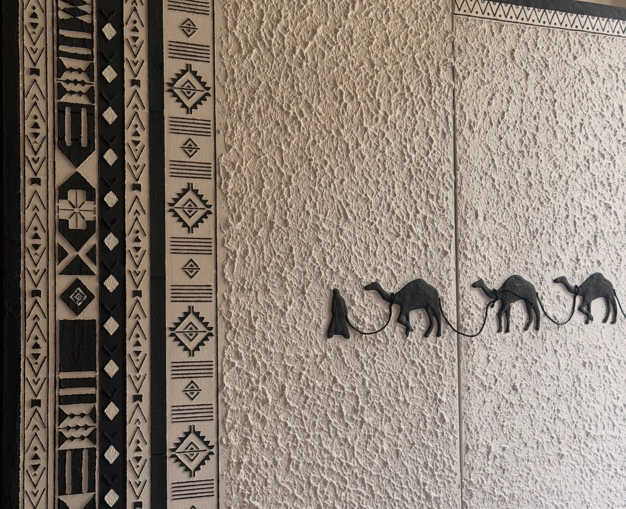 تابلو سه لت شتر - تصویر ۲