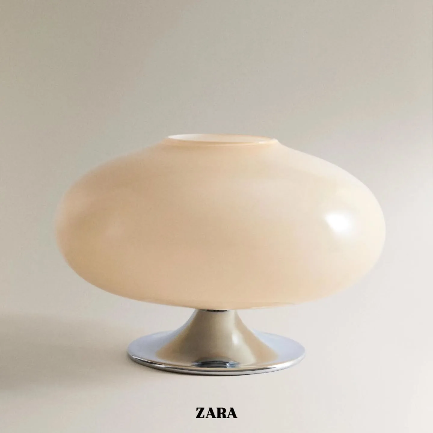 چراغ رومیزی لاکچری زارا هوم