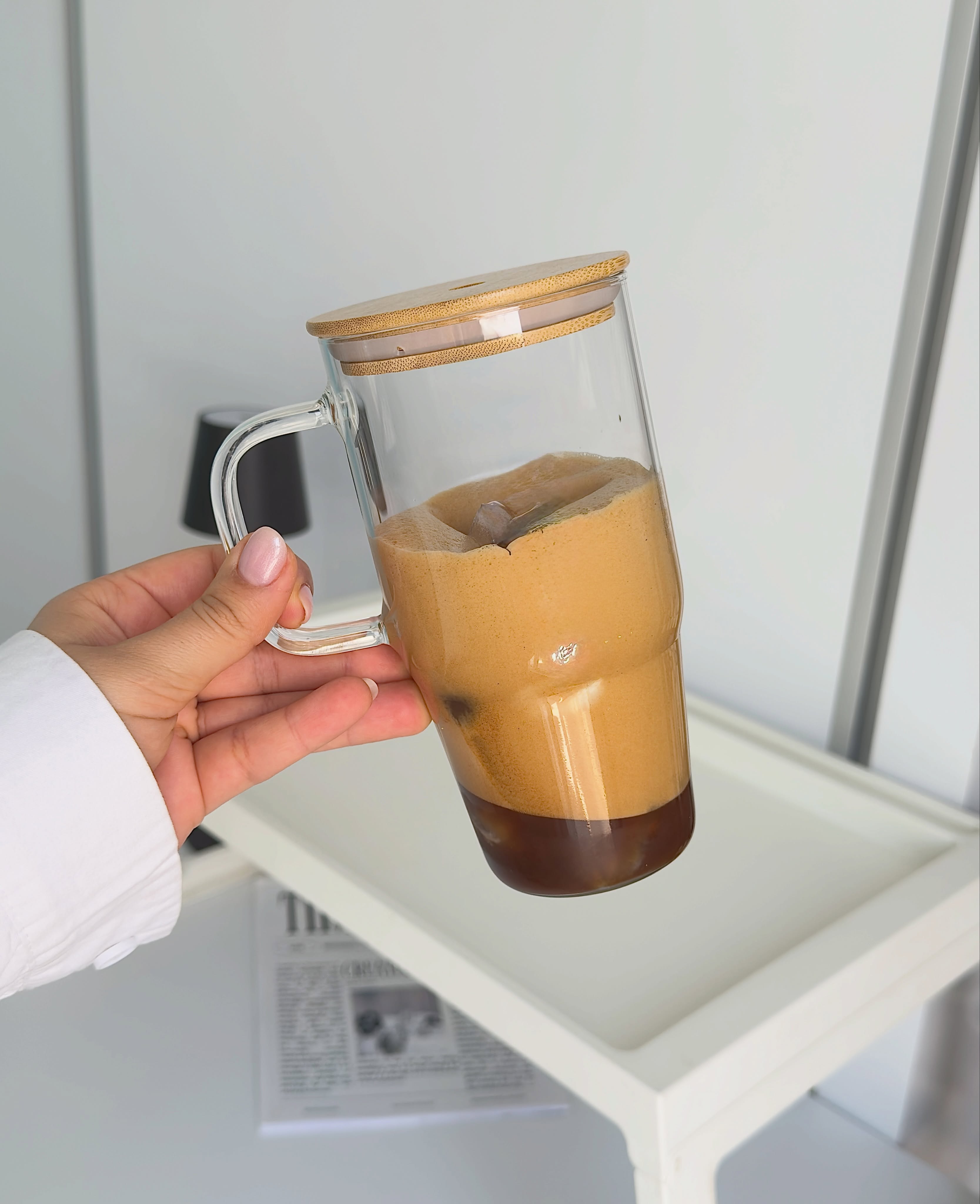 لیوان پیرکس استنلی با درب بامبو و نی - تصویر ۷