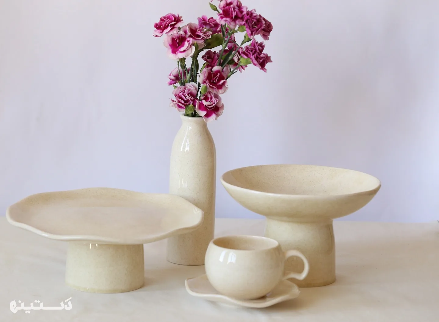 مجموعه ظروف پایه‌دار روشنا