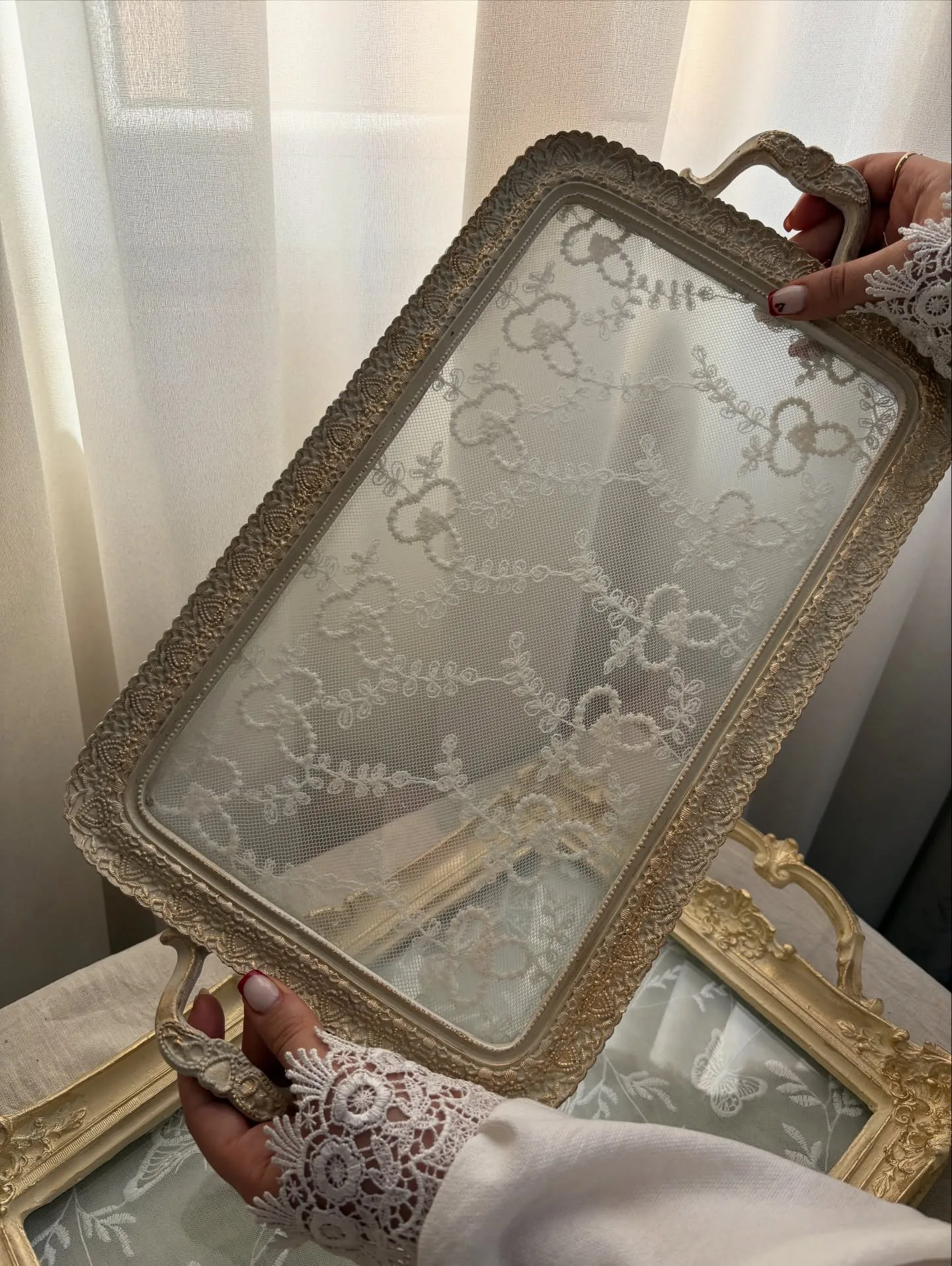 سینی کف شیشه‌ای عروس و پذیرایی سفارشی - تصویر ۳