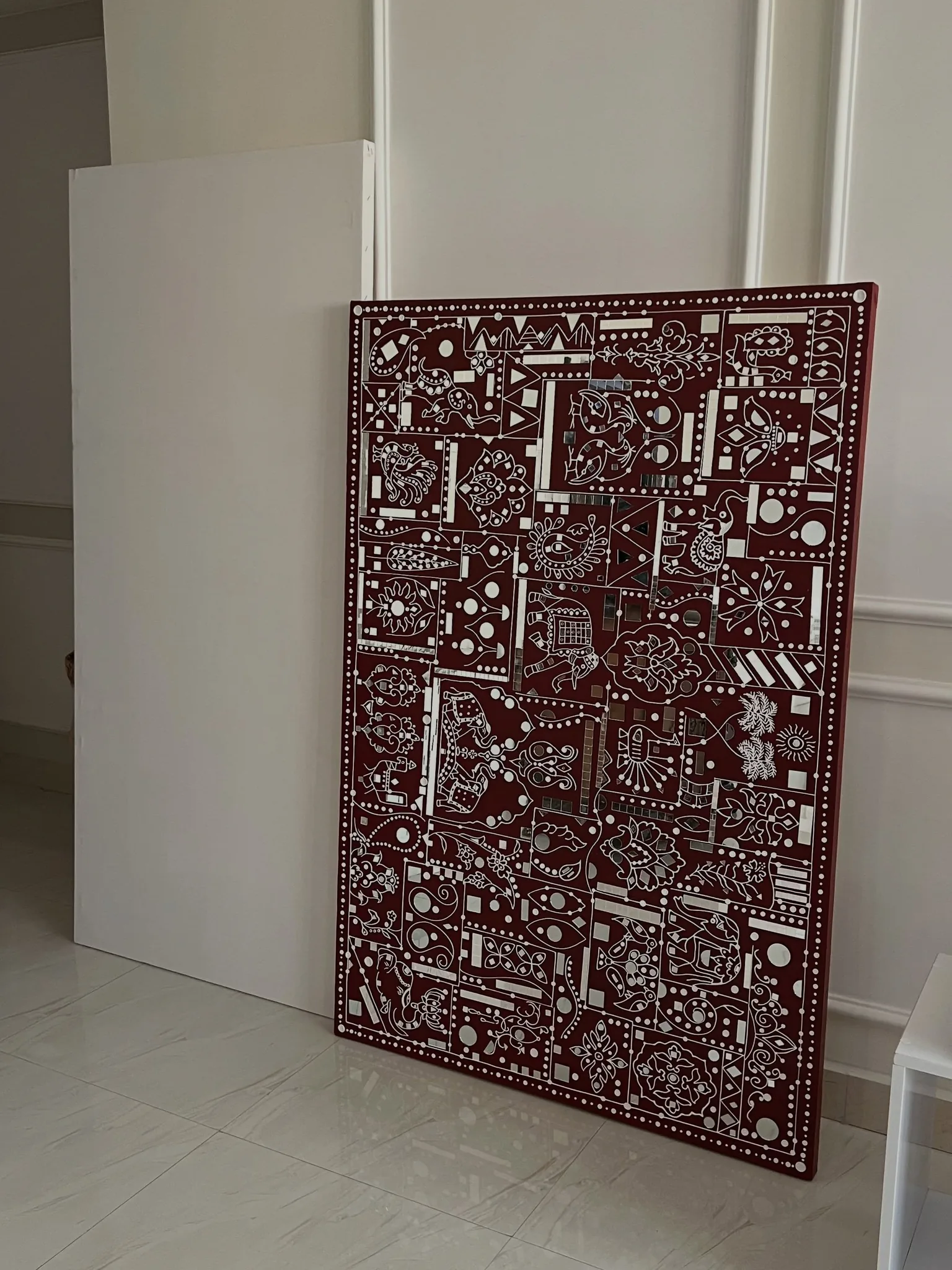 تابلو آینه‌ای نقوش هندی دست‌ساز - تصویر ۱۱