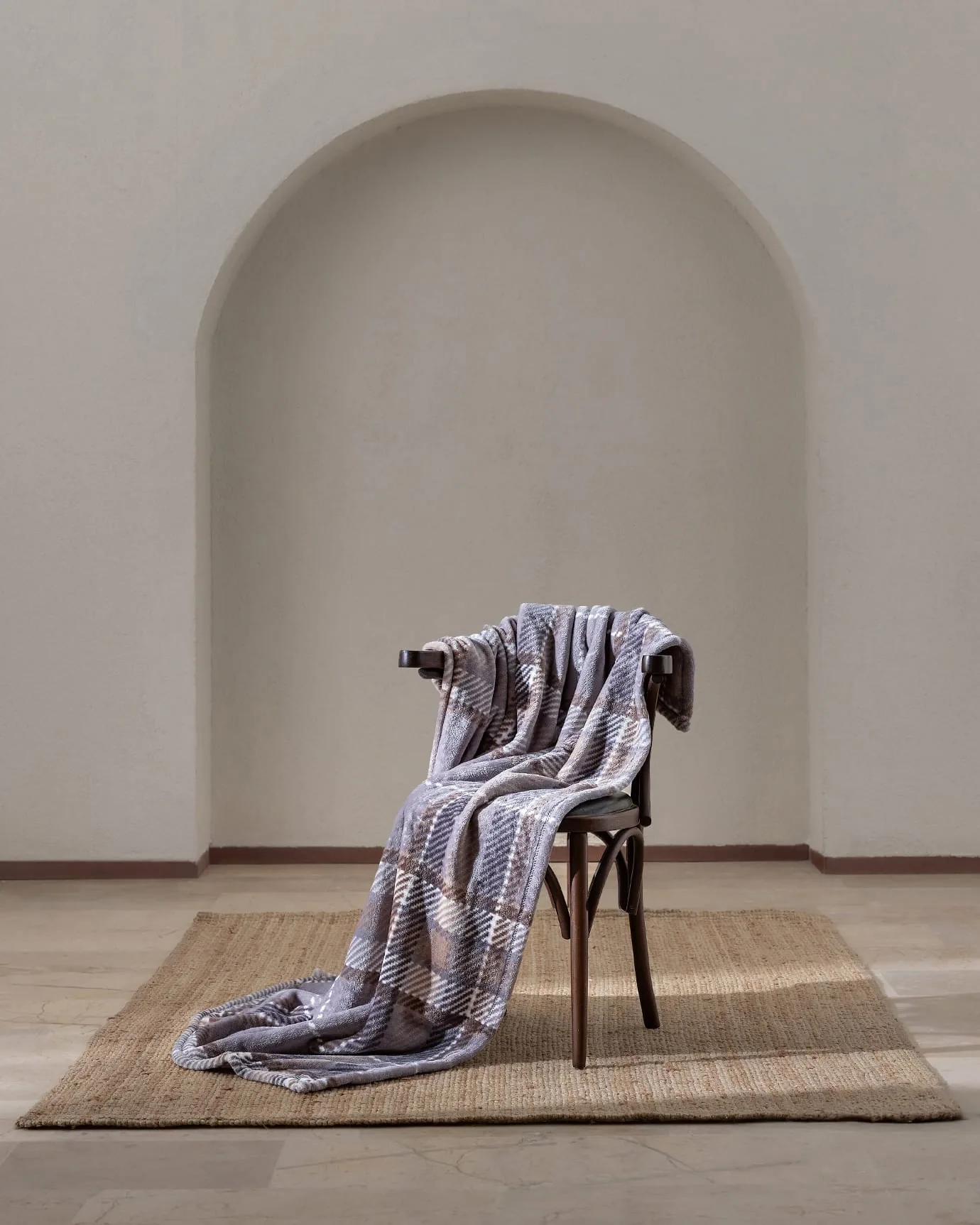 شال مبل مادام کوکو سایز ۱۳۰×۱۷۰ سانتی‌متر - تصویر ۱۳