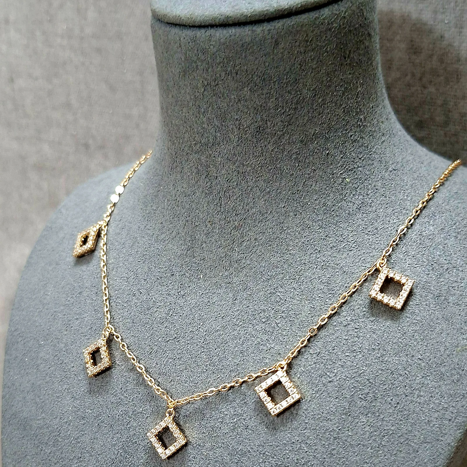 گردنبند برند ژوپینگ💎