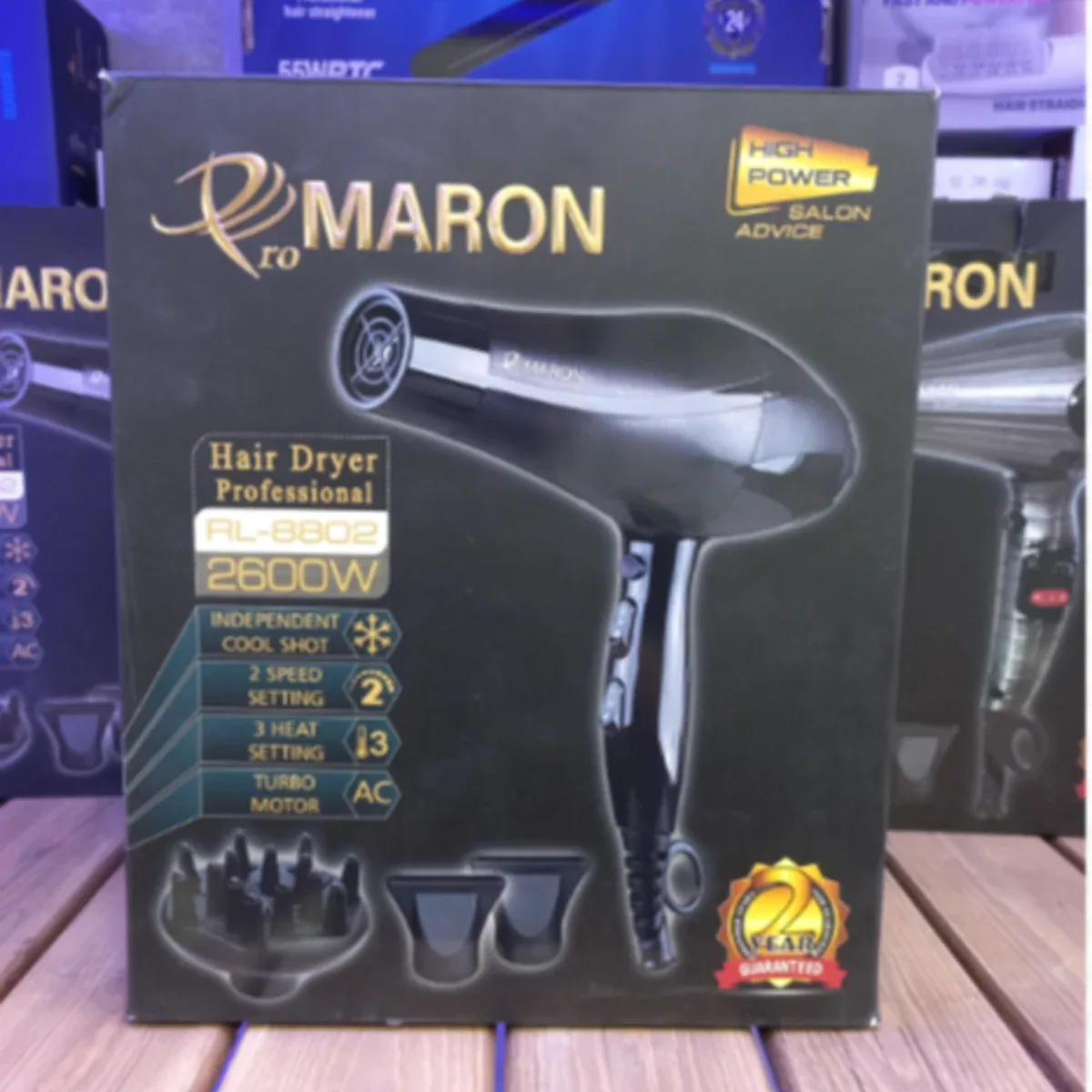 سشوار حرفه‌ای پرومارون ProMaron مدل RL-8802 توان 2600 وات با موتور AC و باد سرد مستقل