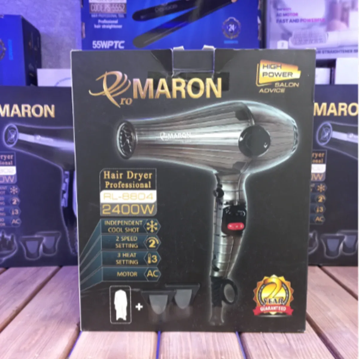 سشوار حرفه‌ای پرومارون ProMaron مدل RL-8804 توان 2400 وات با موتور AC و باد سرد - تصویر ۲