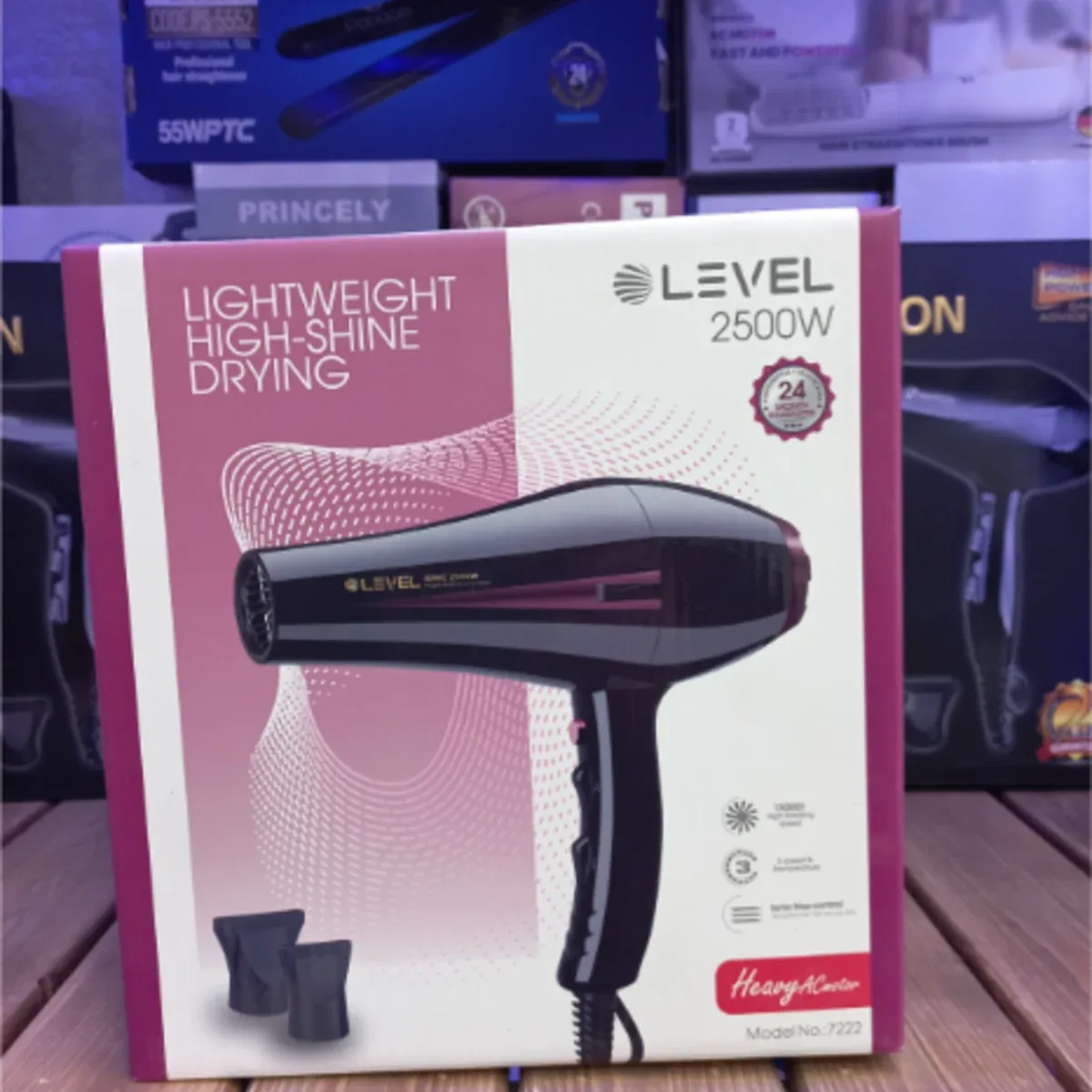 سشوار خانگی لول LEVEL مدل 7222 توان 2500 وات با طراحی سبک و خشک‌کنندگی سریع