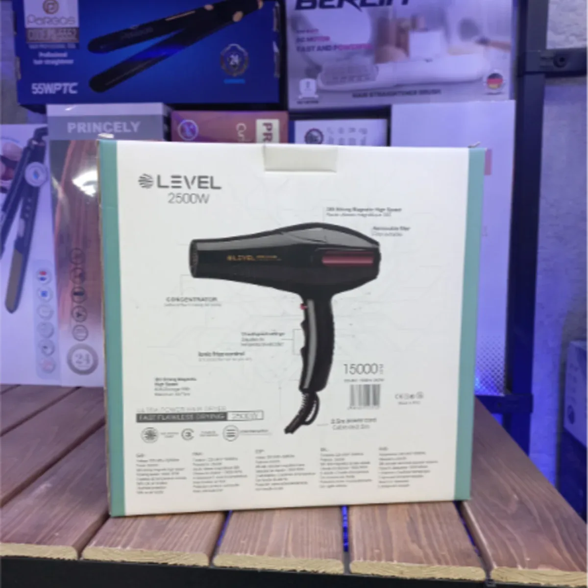 سشوار خانگی لول LEVEL مدل 7226 توان 2500 وات با فناوری یون و موتور پرسرعت 15000 دور - تصویر ۴